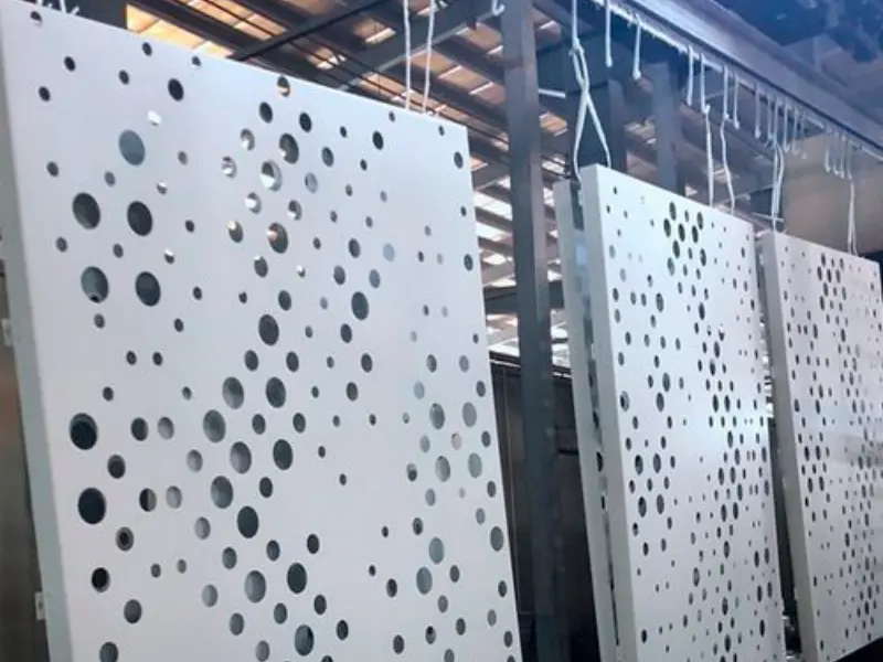 Aluminium perforated sheet